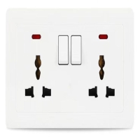 3-hole Lighted Outlet